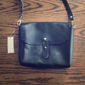 madewell black leather crossbody
